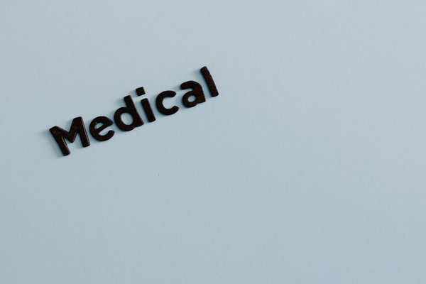 Soins esthétiques dentaires à genève : redonnez vie à votre sourire